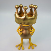APO Frogs - Blind Frog King by Twelvedot